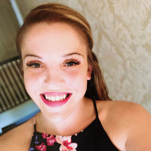 Meet your Posher, Andrea